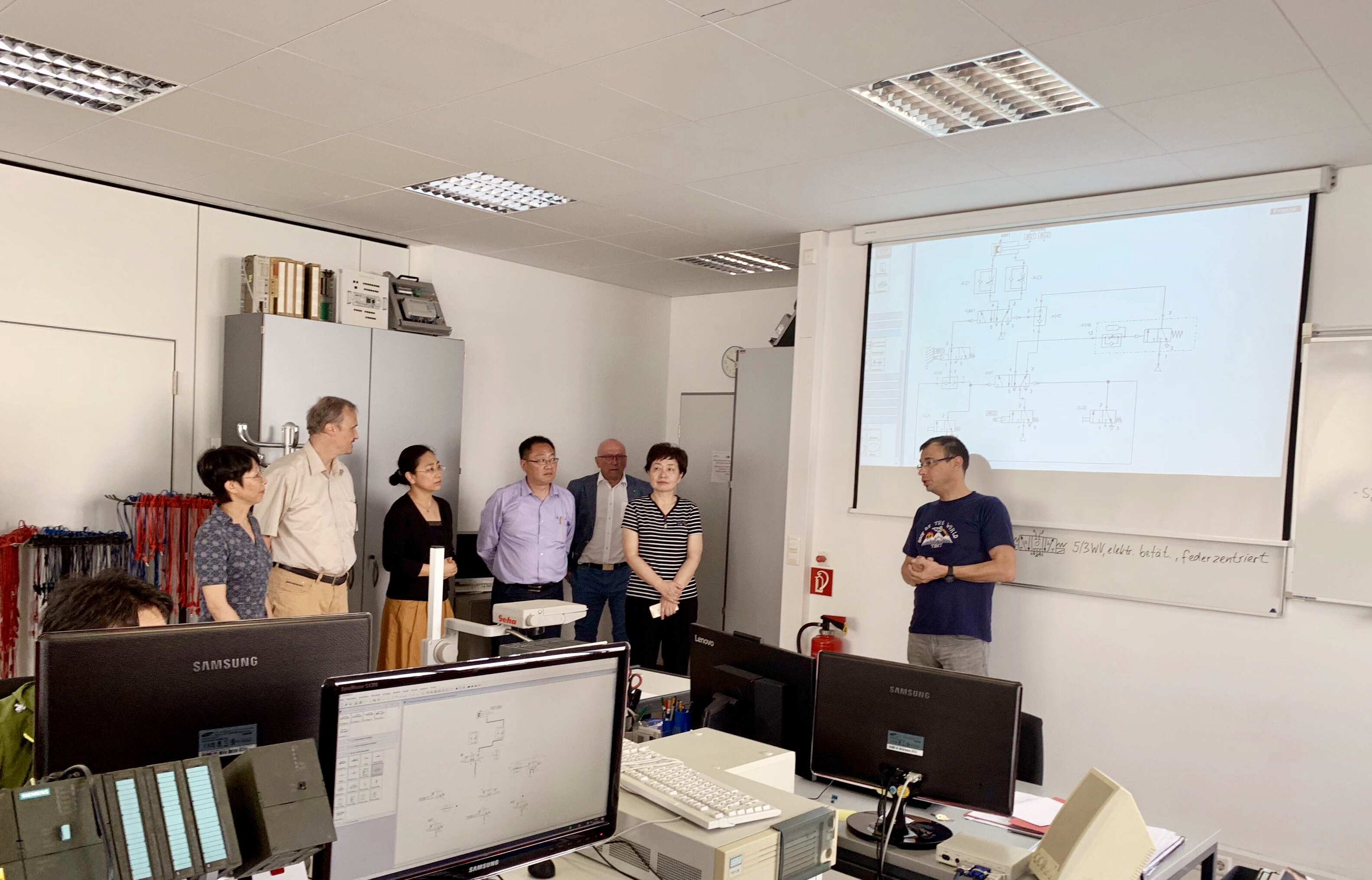 IMG_9148.jpg IMG_9148.jpg